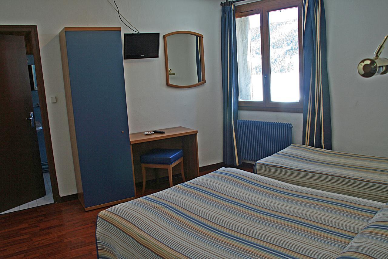 Hotel La Belle Aude Matemale Eksteriør bilde
